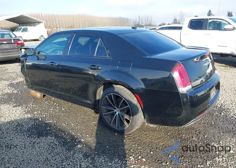2015 Chrysler 300 S из США, поврежденный, VIN 2C3CCABG4FH853126